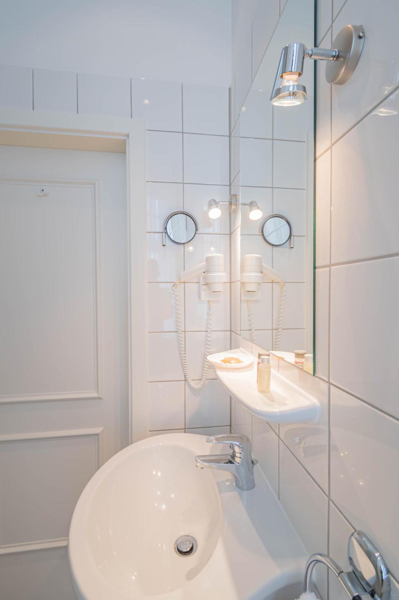 Hotel Imperial Ruegen Binz Bilik gambar